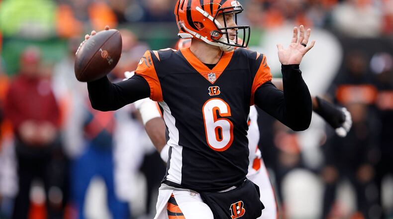 CINCINNATI, OH - NOVEMBER 25: Jeff Driskel #6 of the Cincinnati Bengals throws a pass during the fourth quarter of the game against the Cleveland Browns at Paul Brown Stadium on November 25, 2018 in Cincinnati, Ohio. Cleveland defeated Cincinnati 35-20. (Photo by Joe Robbins/Getty Images)