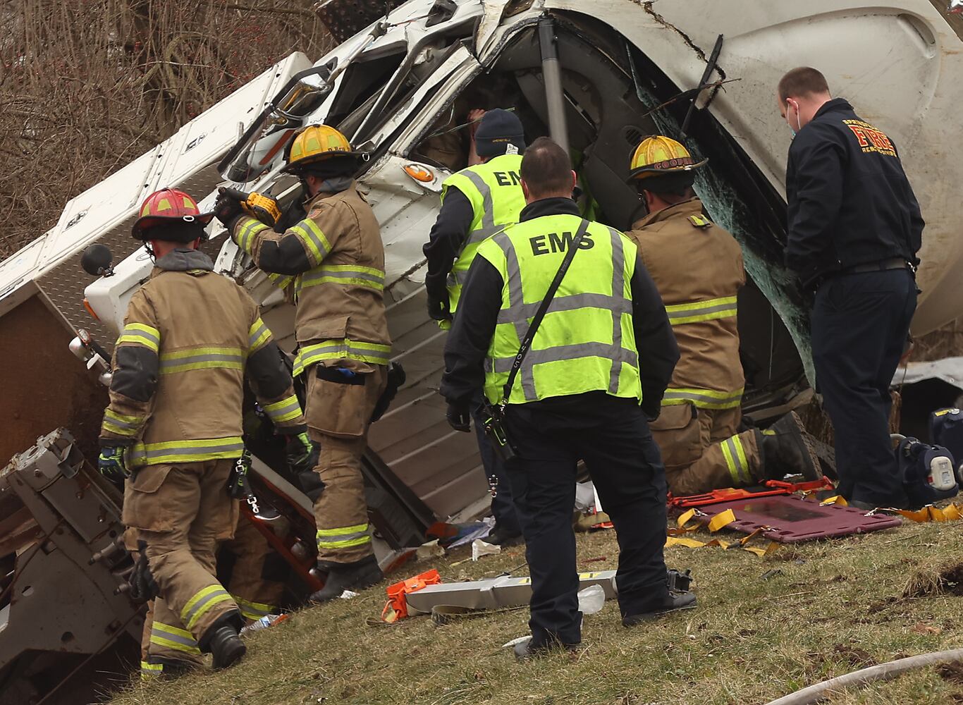 010722 Tow Truck Crash SNS