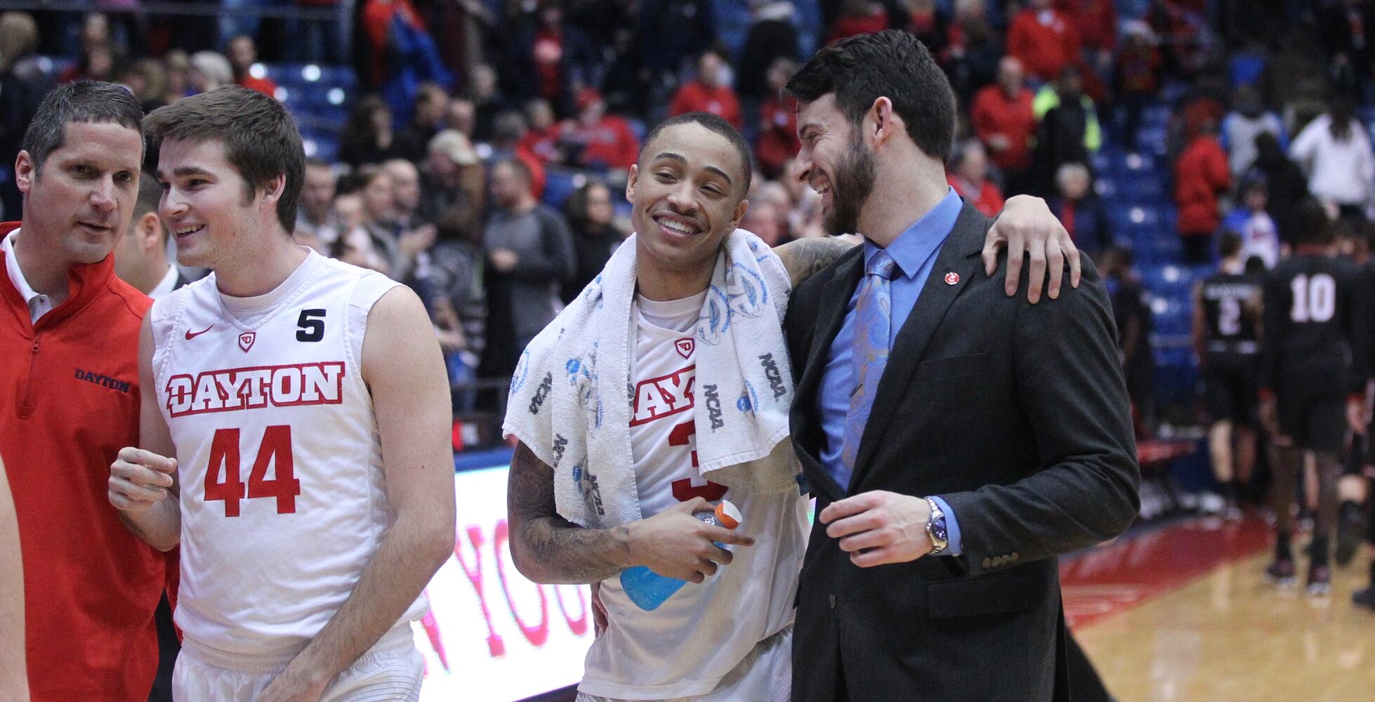 Scoochie Smith hits milestone in Dayton Flyers’ victory