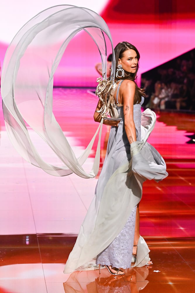 2025 Victoria's Secret Fashion Show - Show