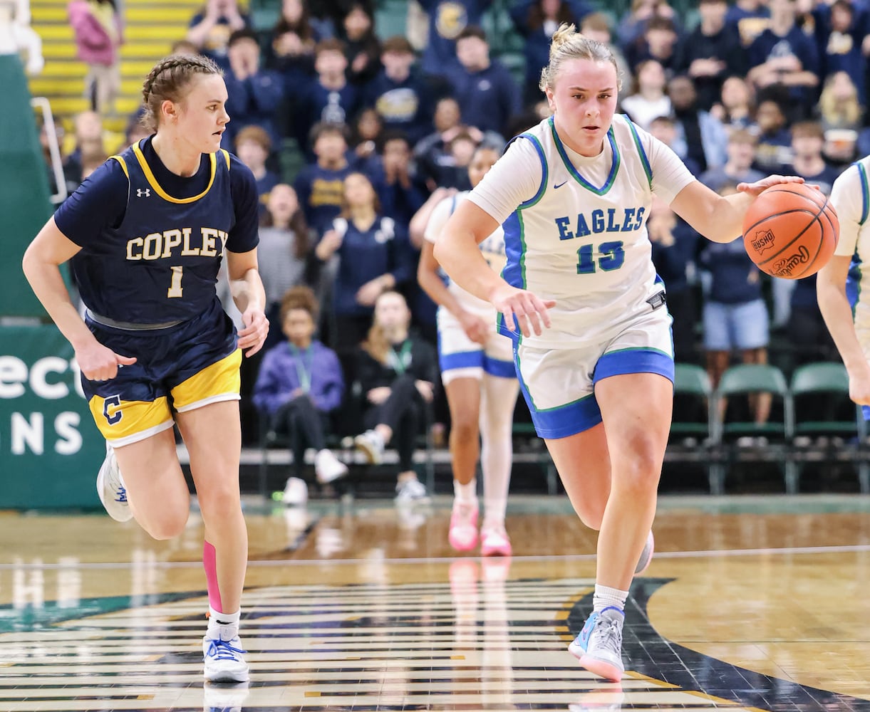 DDN 031226 Chaminade Julienne Copley