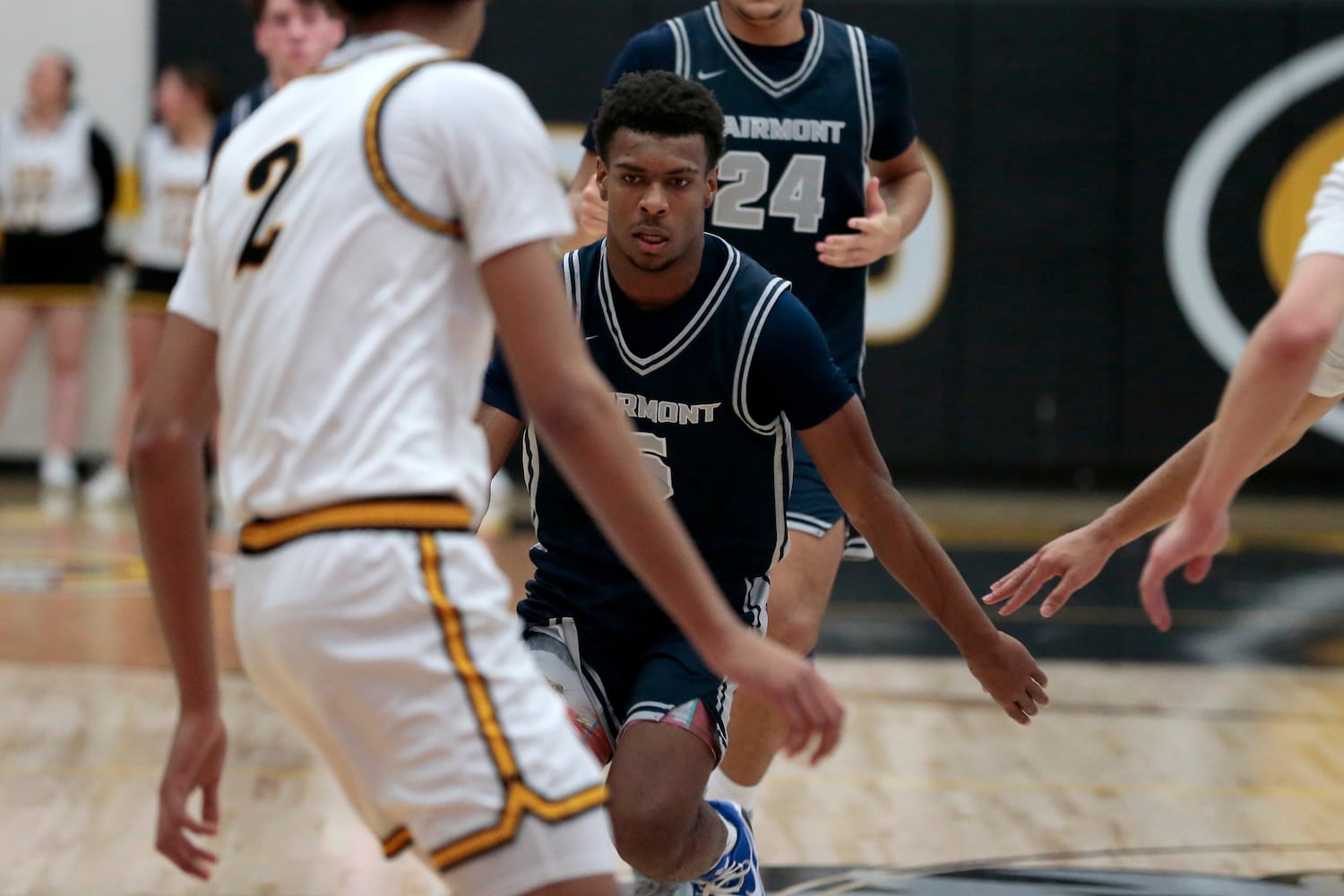 Fairmont Centerville basketball