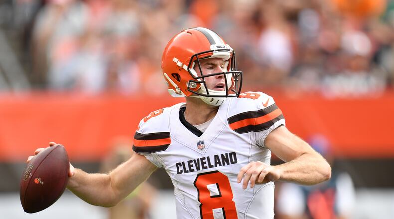 CLEVELAND, OH - OCTOBER 08: Kevin Hogan #8 of the Cleveland Browns drops back for a pass in the second half against the New York Jets at FirstEnergy Stadium on October 8, 2017 in Cleveland, Ohio. (Photo by Jason Miller/Getty Images)