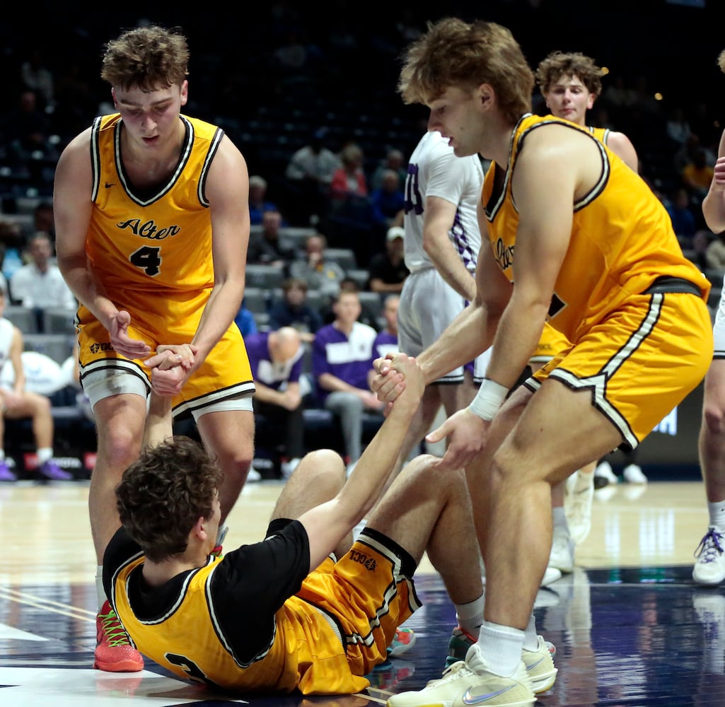 Alter CHCA basketball