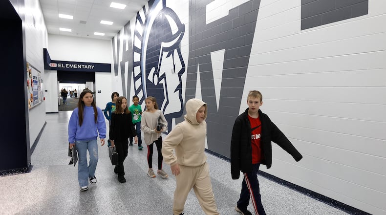 The new k-12 Valley View schools building. MARSHALL GORBY\STAFF