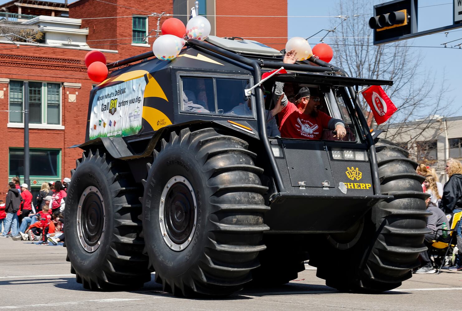 033023 Reds Parade