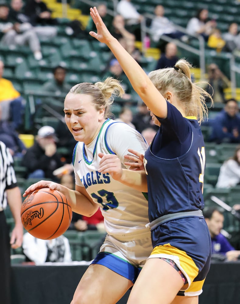 DDN 031226 Chaminade Julienne Copley