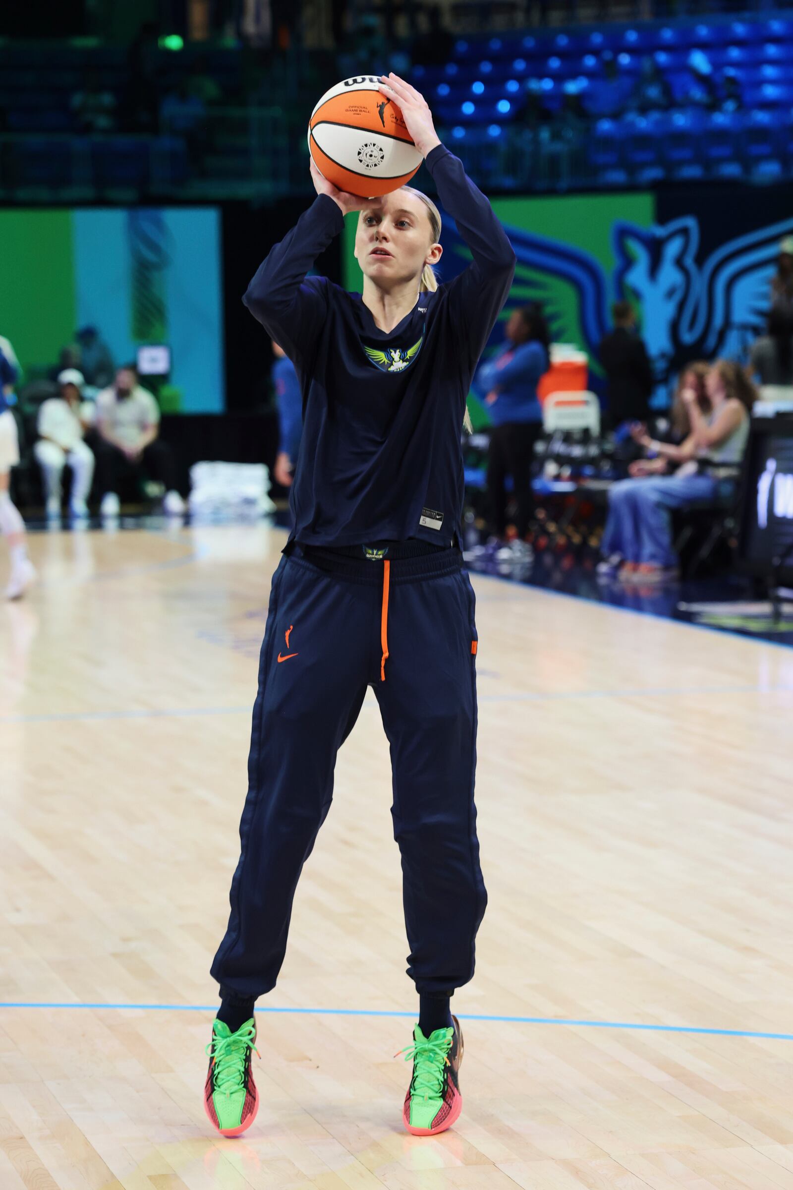 Dallas Wings guard Paige Bueckers warms up before a WNBA basketball game against the Minnesota Lynx, Friday, May 16, 2025, in Arlington, Texas. (AP Photo/Richard Rodriguez)