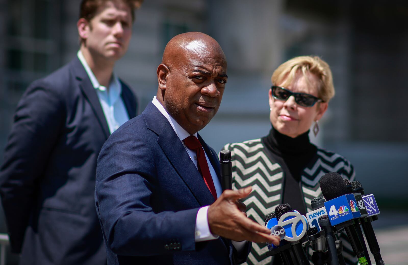 Newark Mayor Ras Baraka speaks next to civil rights attorney Nancy Erika Smith, right, as they attend a press conference regarding his May 9th arrest at Delaney Hall, outside U.S. District Court for the District of New Jersey Tuesday, June 3, 2025, in Newark N.J. (AP Photo/Kena Betancur)