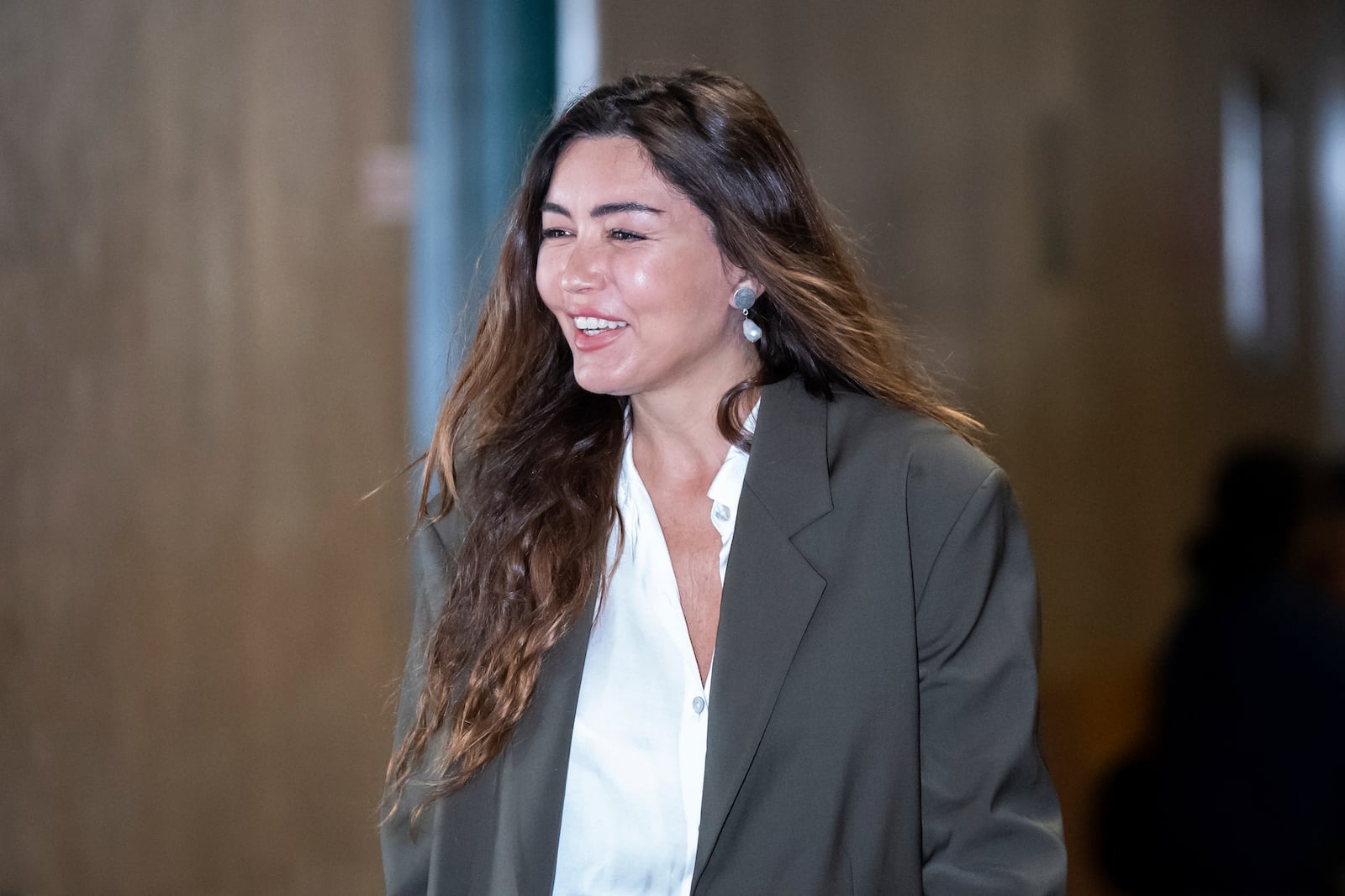 Miriam Haley, an accuser testifying at Harvey Weinstein's rape trial, walks to the courtroom, Thursday, May 1, 2025 in New York. (AP Photo/Adam Gray)