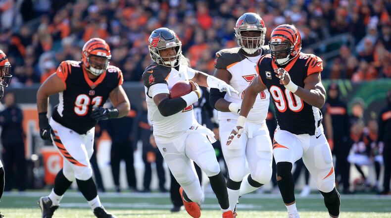 CINCINNATI, OH - OCTOBER 28: Jameis Winston #3 of the Tampa Bay Buccaneers runs with the ball against the Cincinnati Bengals at Paul Brown Stadium on October 28, 2018 in Cincinnati, Ohio. (Photo by Andy Lyons/Getty Images)