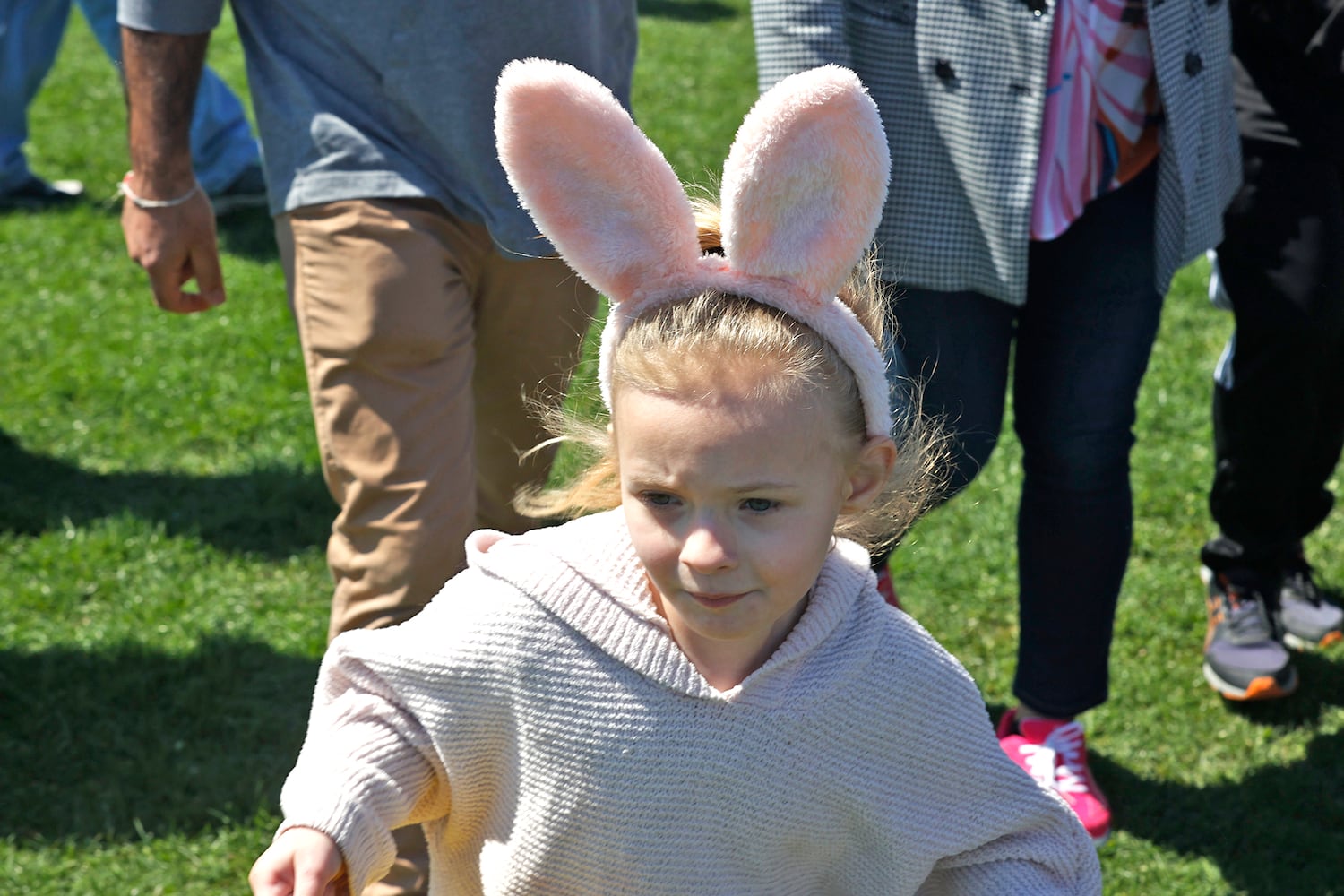 Youngs Egg Hunt SNS