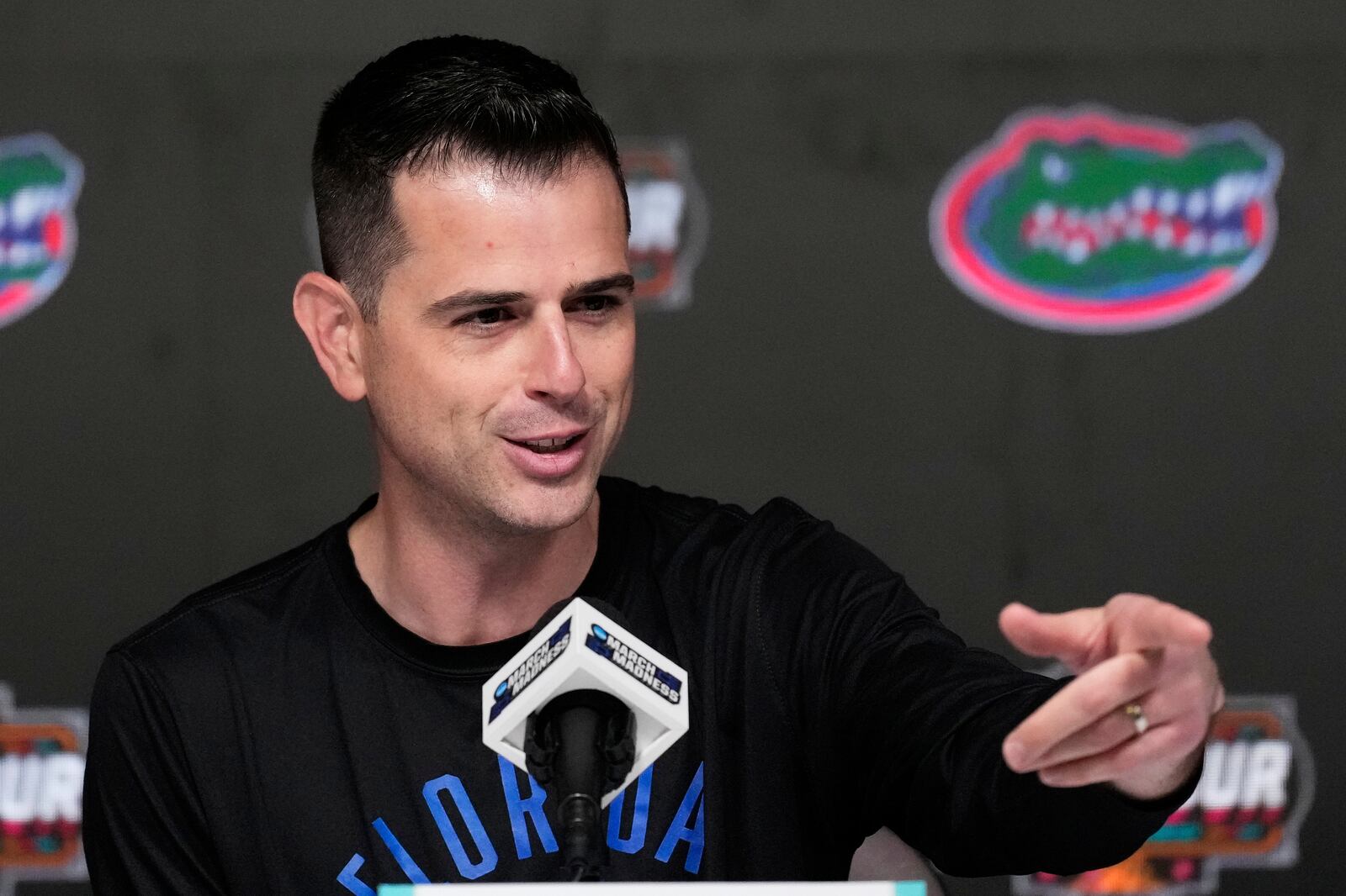 Florida head coach Todd Golden speaks during a news conference during media day at the Final Four of the NCAA college basketball tournament, Thursday, April 3, 2025, in San Antonio. (AP Photo/Brynn Anderson )