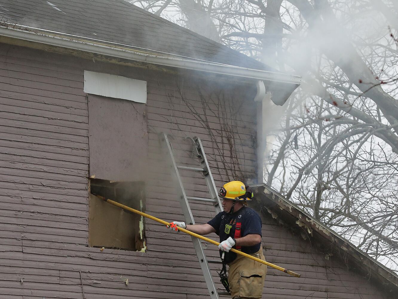 PHOTOS: Clay Street House Fire