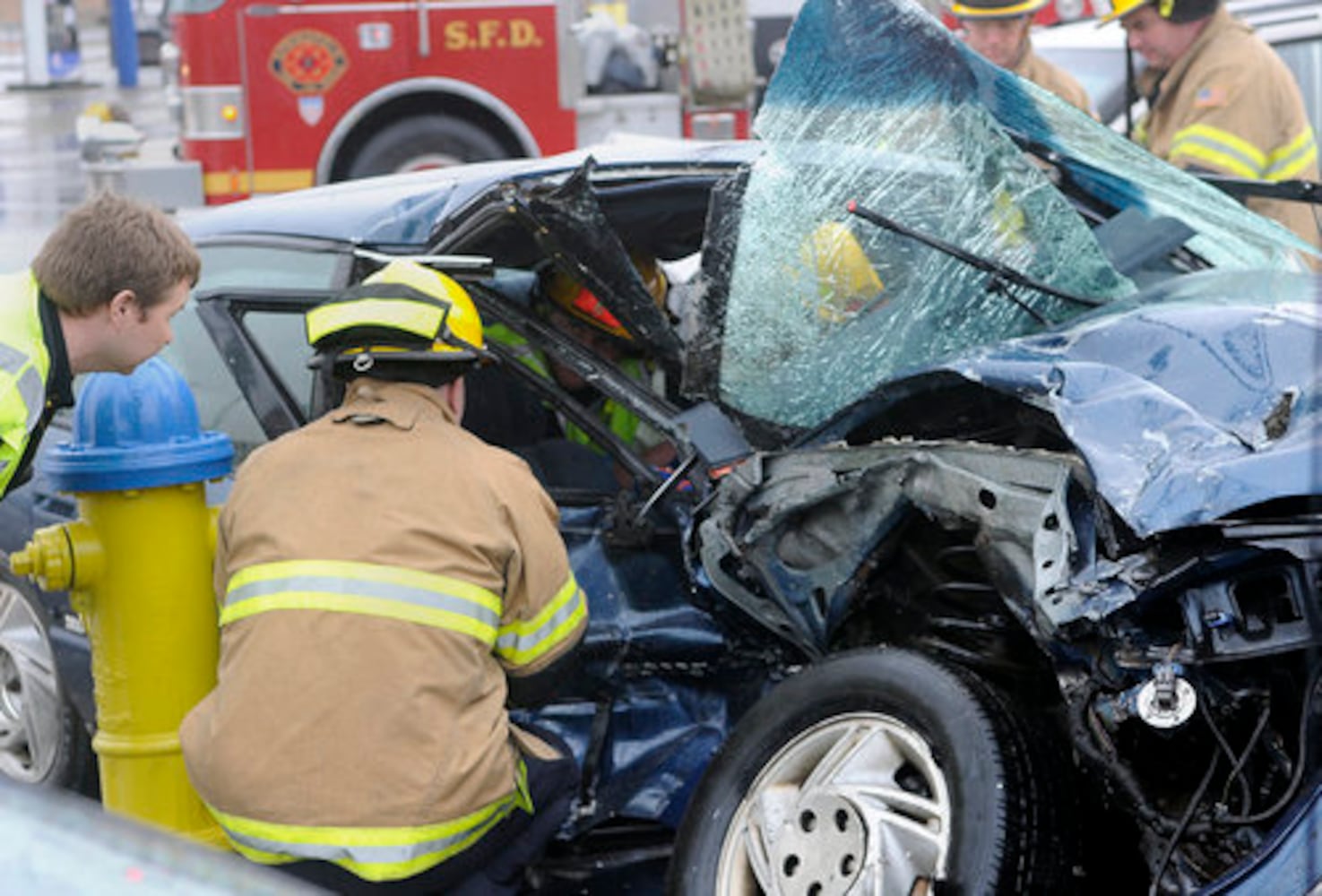 2-car crash on East Main, Belmont