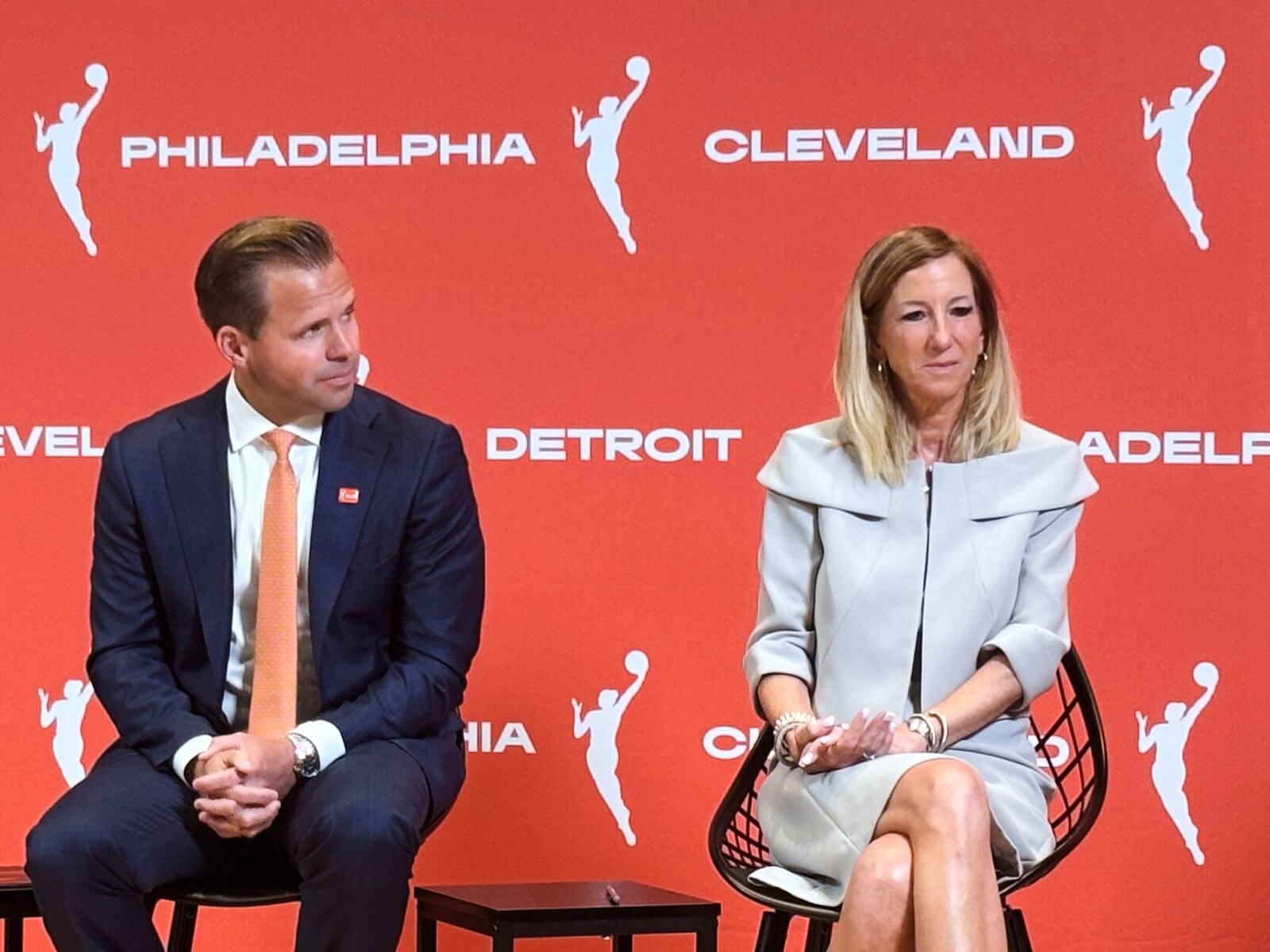 Nic Barlage, representing the Cleveland Cavaliers, and WNBA commissioner Cathy Engelbert listen during a news conference, Monday, June 30, 2025, in New York, announcing WNBA basketball expansion teams in Philadelphia, Detroit and Cleveland. (AP Photo/Doug Feinberg)