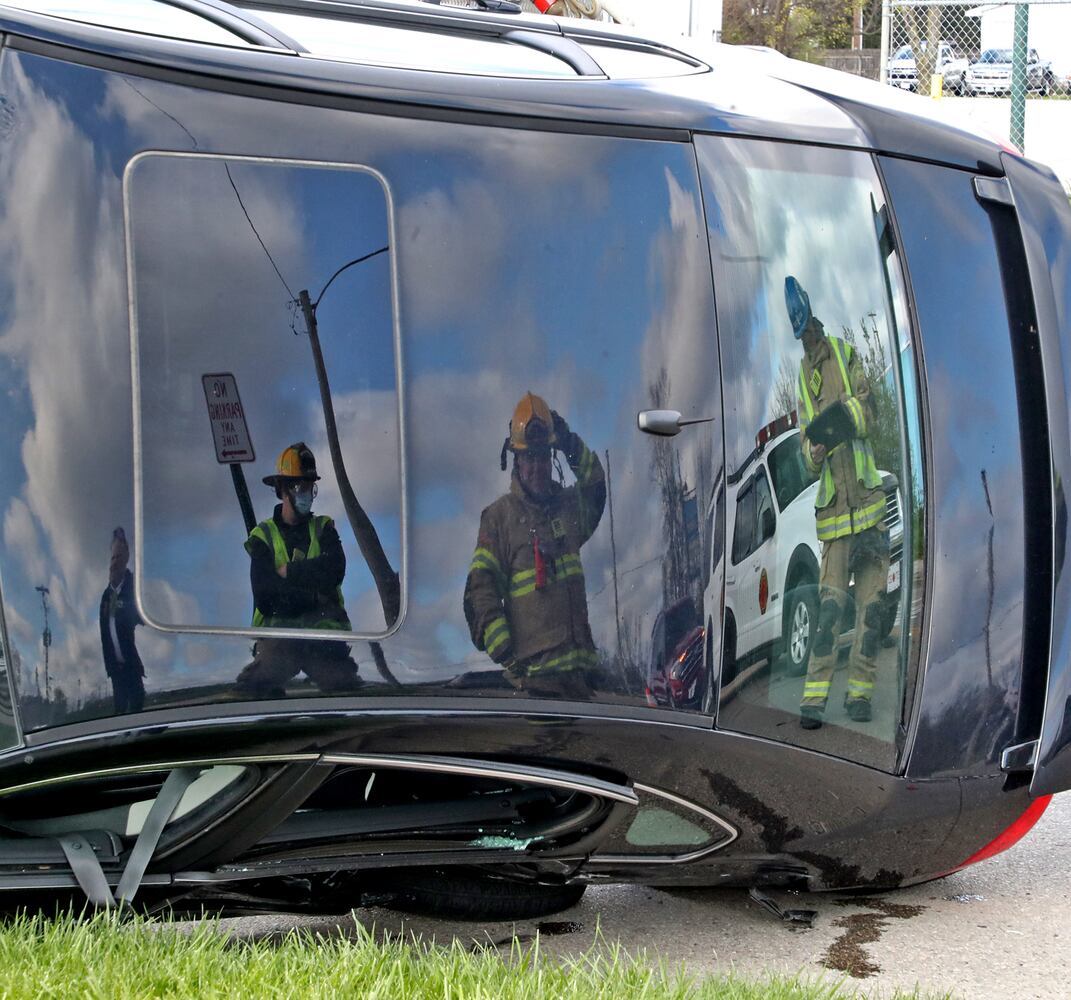PHOTOS: Crash at Columbia and Plums Streets