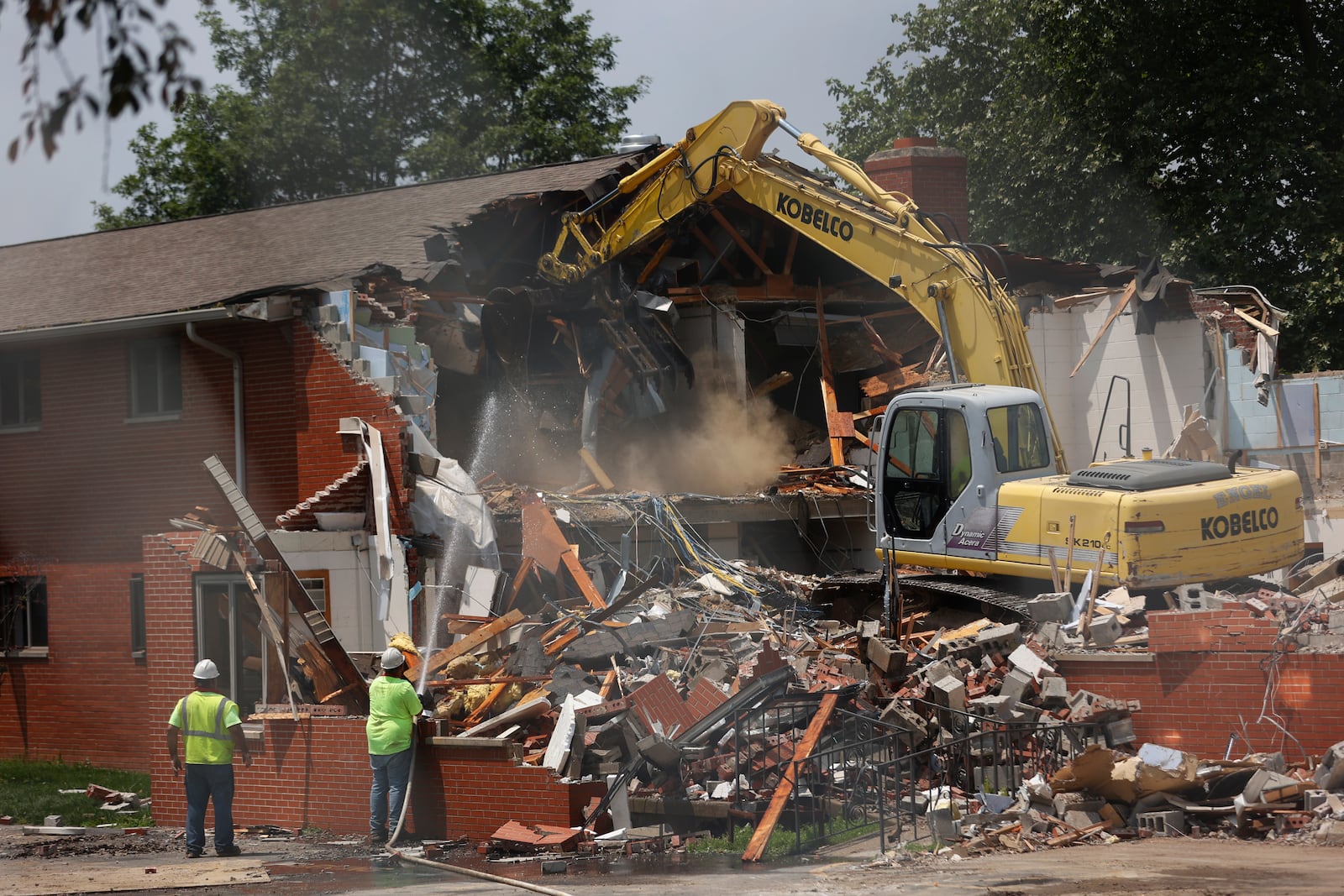 Crews demolish Williams Hall on Thursday, June 12, 2025 at Cedarville University. JOSEPH COOKE/STAFF