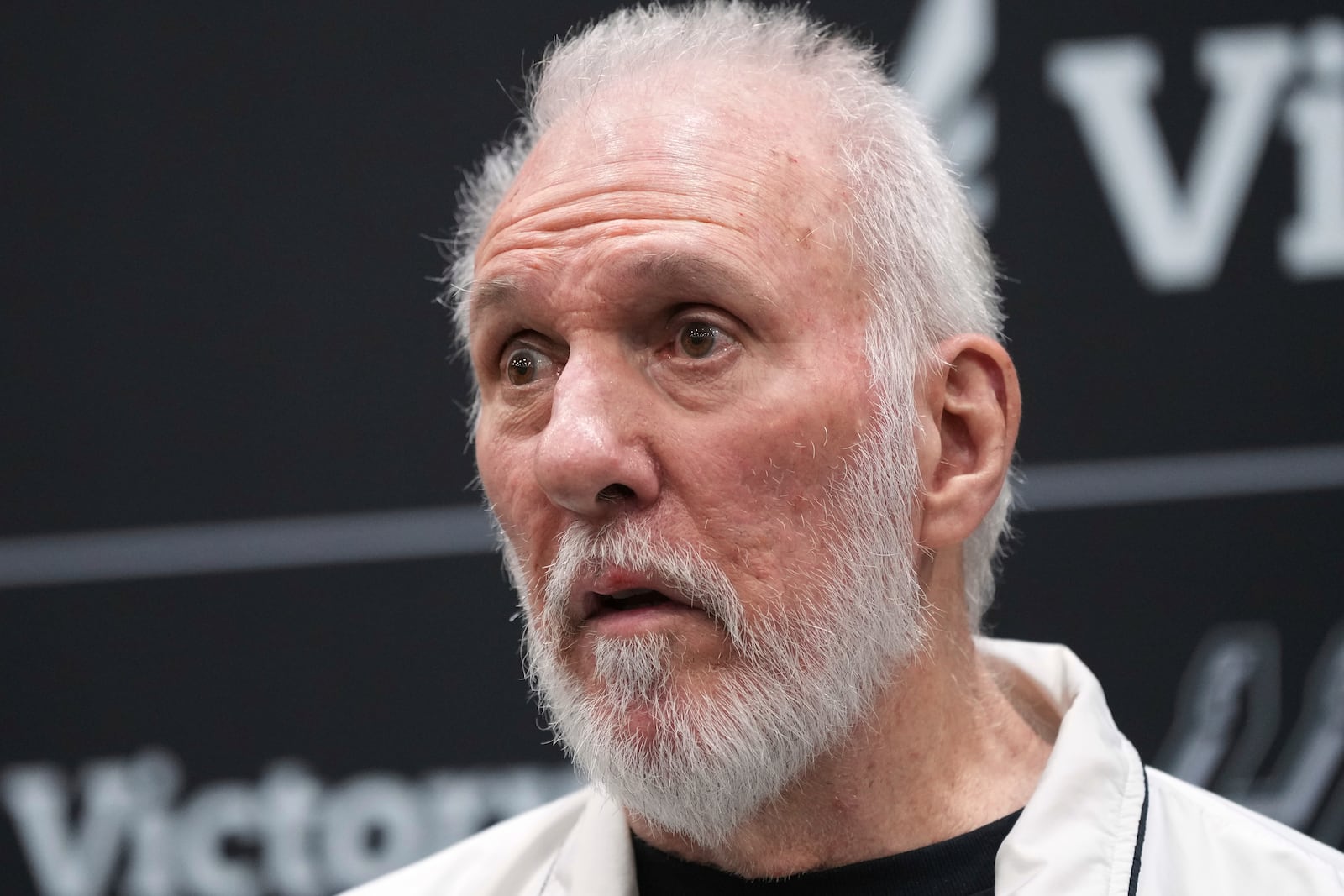 Former San Antonio Spurs head coach Gregg Popovich introduces Mitch Johnson as the new head coach of the San Antonio Spurs NBA basketball team, in San Antonio, Monday, May 5, 2025. (AP Photo/Eric Gay)