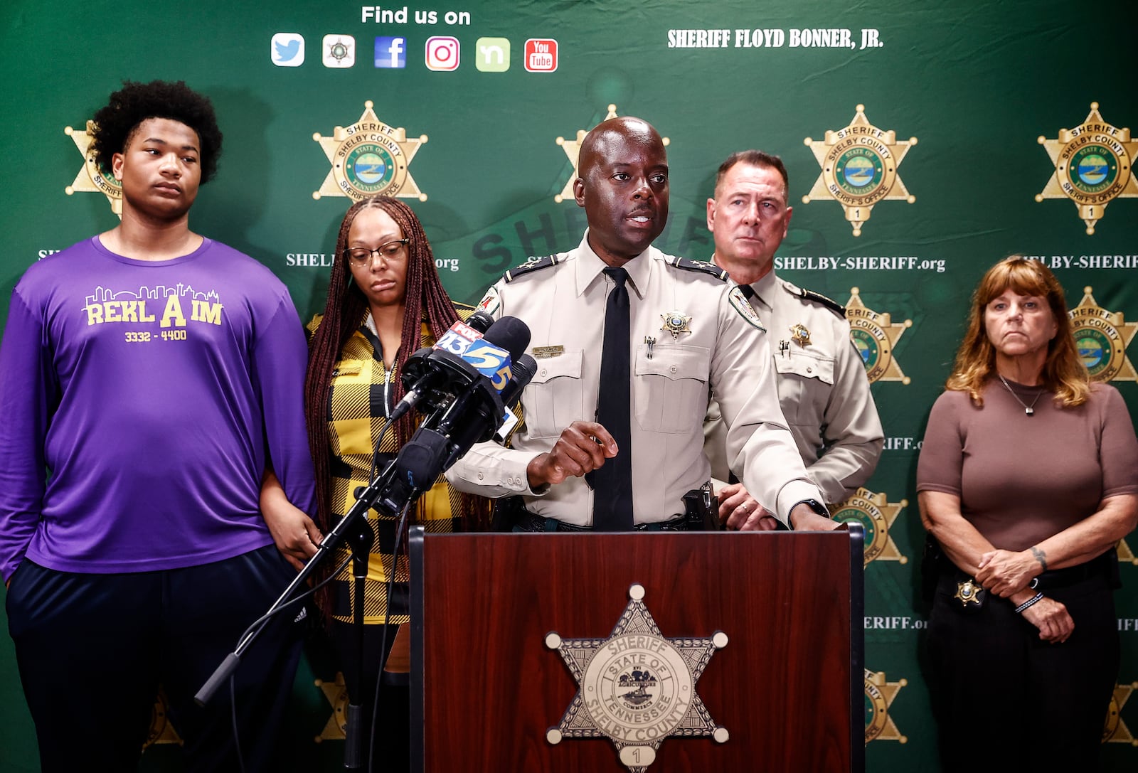 Shelby County Sheriff Department Chief Deputy Anthony Buckner, center, speaks during press conference on Monday, July 21, 2025, discussing the shooting of Ole Miss football player Corey Adams over the weekend. (Mark Weber/Daily Memphian via AP)