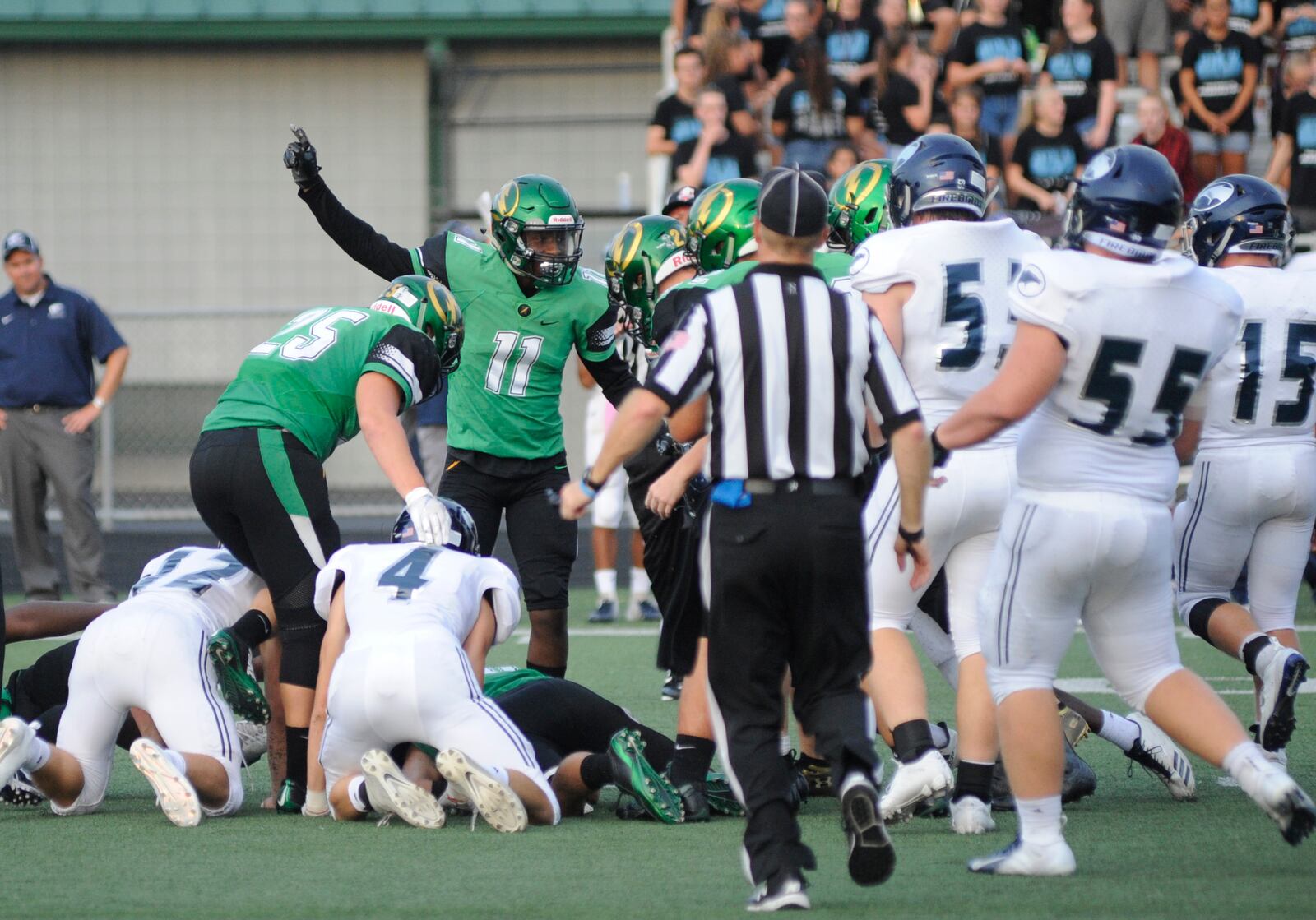 Fairmont lost four first-half fumbles. MARC PENDLETON / STAFF