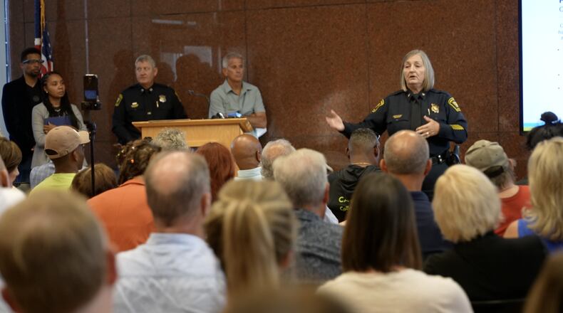 Cincinnati Downtown Residents Council meeting. Photo courtesy WCPO.