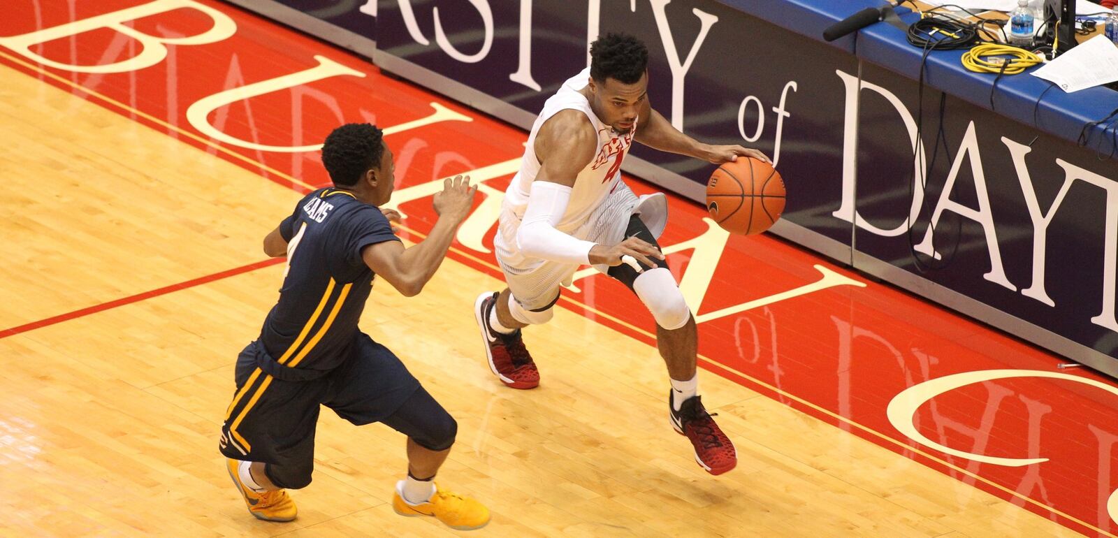 Dayton’s Charles Cooke dribbles up the floor against East Tennessee State on Saturday, Dec. 10, 2016, at UD Arena. David Jablonski/Staff