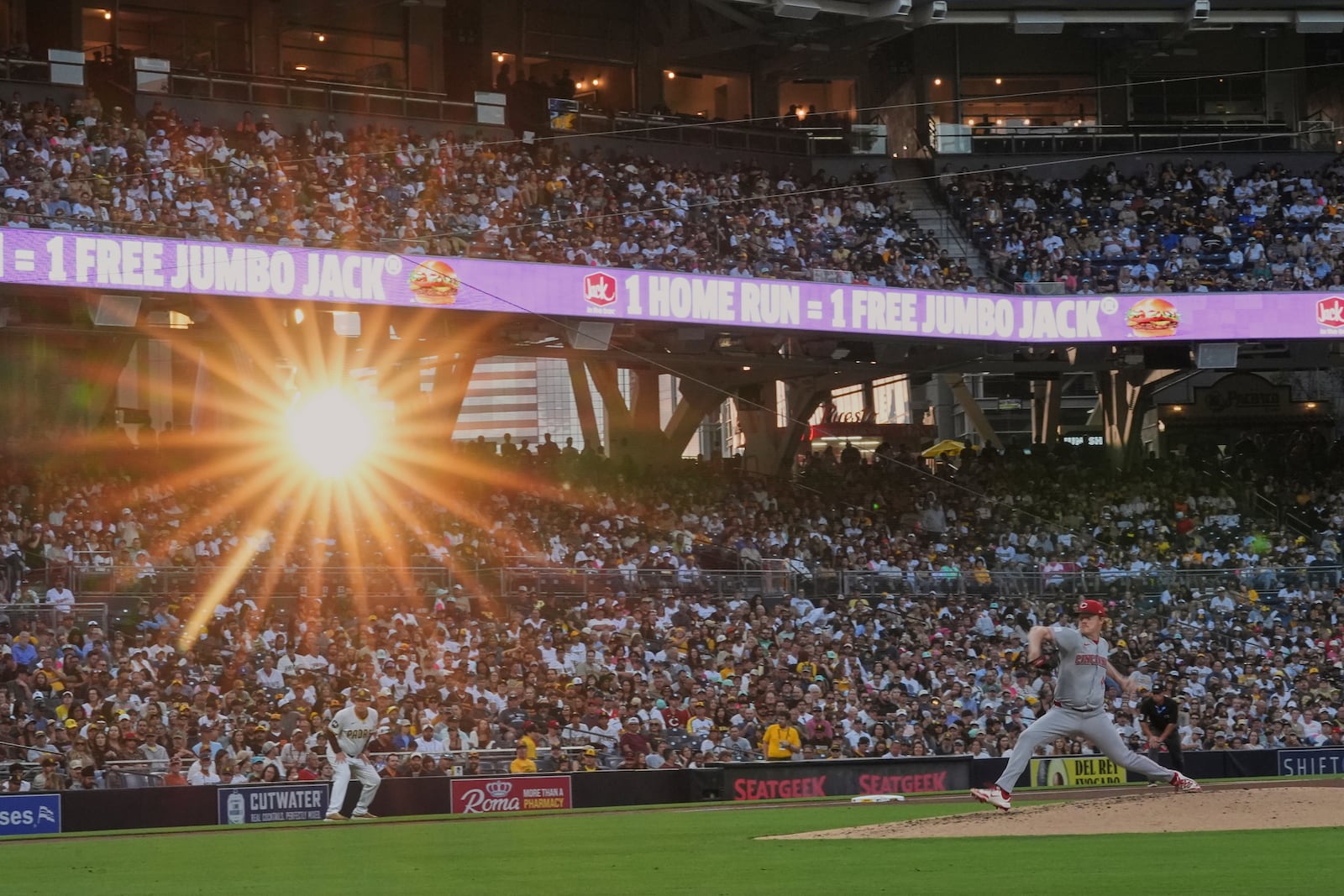 Cincinnati Reds starting pitcher Andrew Abbott works against a San Diego Padres batter during the fourth inning of a baseball game Wednesday, Sept. 10, 2025, in San Diego. (AP Photo/Gregory Bull)