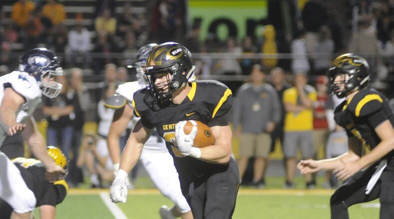 Centerville’s Ross Harmon rushed for 129 yards and 1 TD. Centerville defeated visiting Fairmont 43-28 in a Week 9 high school football game on Friday, Oct. 20, 2017. MARC PENDLETON / STAFF