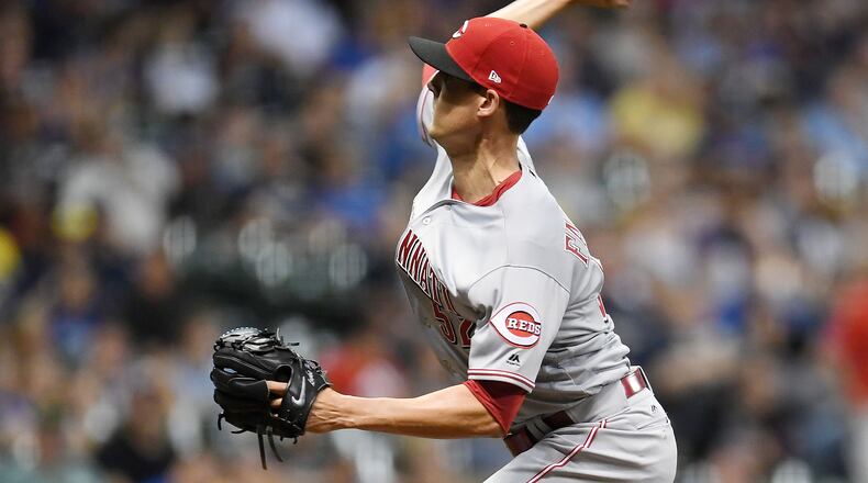 MILWAUKEE, WI - SEPTEMBER 26: Luke Farrell #52 of the Cincinnati Reds throws a pitch during the sixth inning of a game against the Milwaukee Brewers at Miller Park on September 26, 2017 in Milwaukee, Wisconsin. (Photo by Stacy Revere/Getty Images)