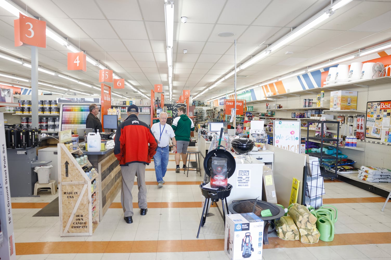 Springfield Home and Hardware Closing 