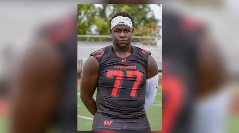 Tegra Tshabola, Lakota West