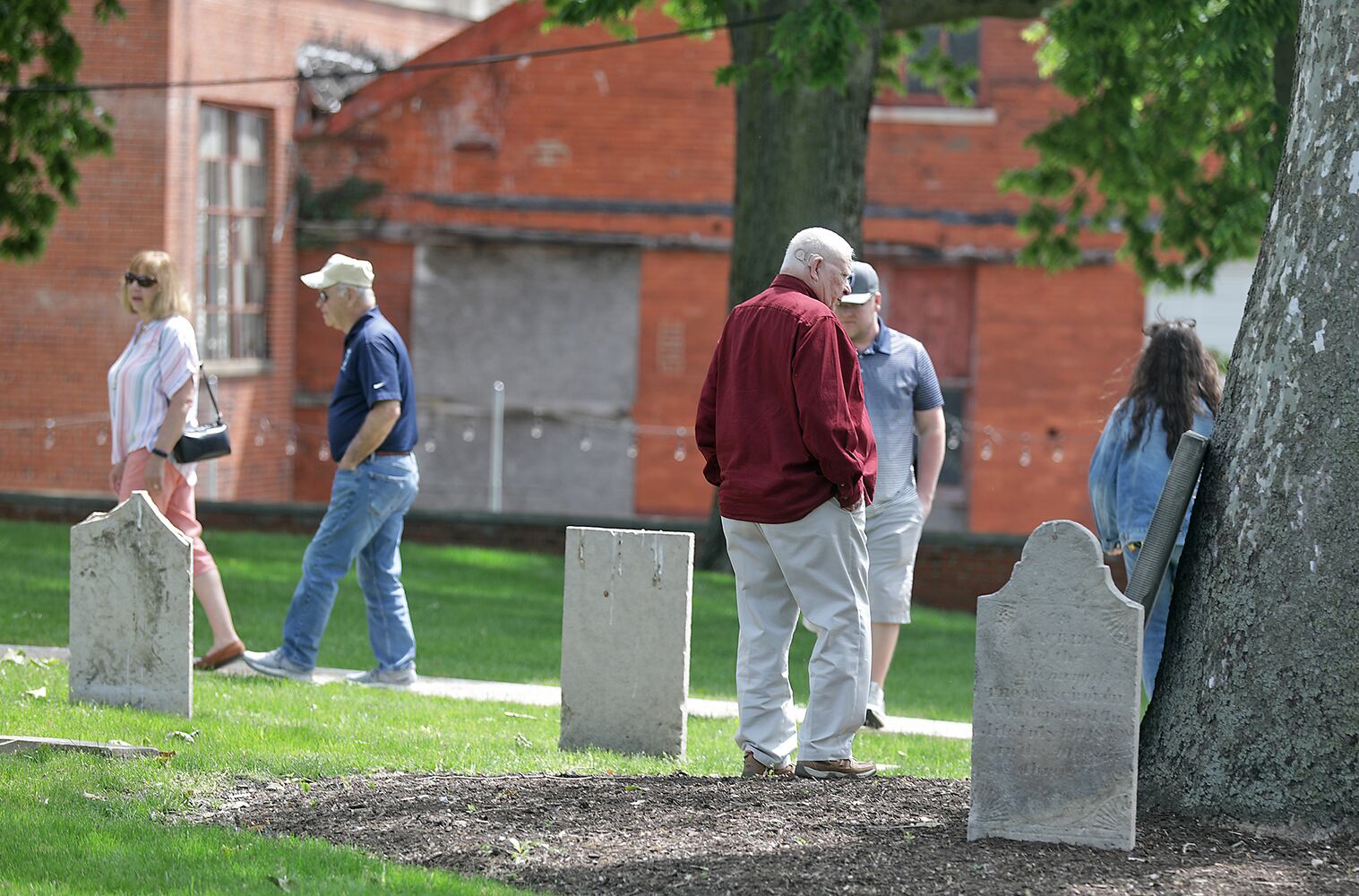 Springfield Burying Ground SNS