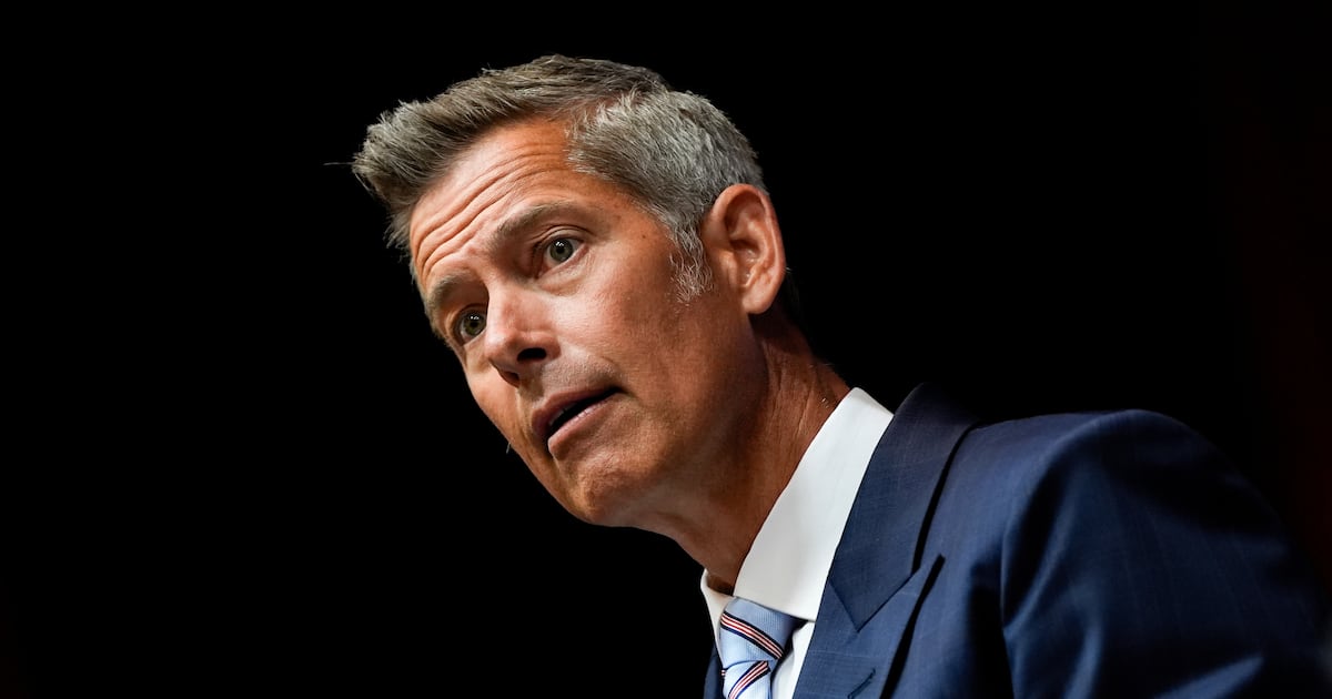 Federal government to withhold $40M from California for not enforcing trucker English...