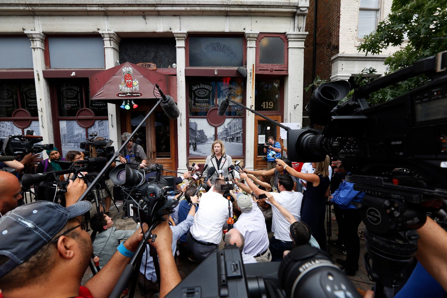 PHOTOS: Outpouring of support continues in Oregon District