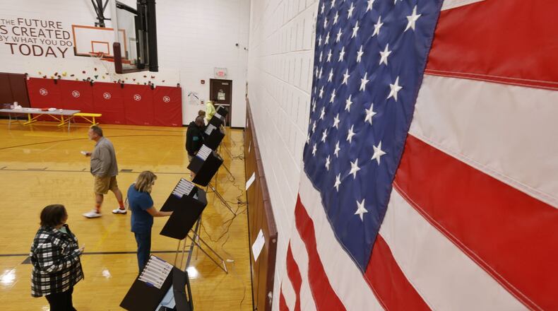Voters cast their ballots on Election Day Tuesday, Nov. 8, 2022 at Elda Elementary School in Ross. NICK GRAHAM/STAFF