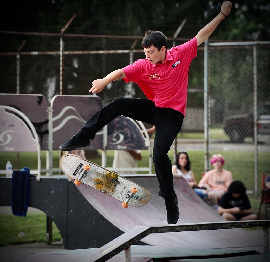GRAVITY-X SKATE