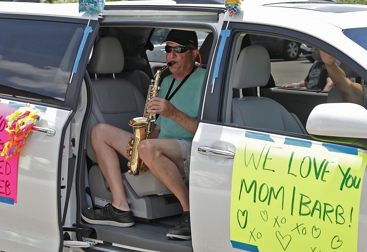 PHOTOS: Family Parade at Wooded Glenn Senior Living