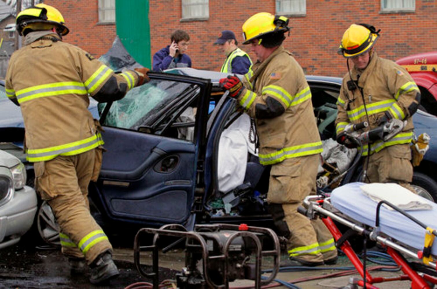 2-car crash on East Main, Belmont
