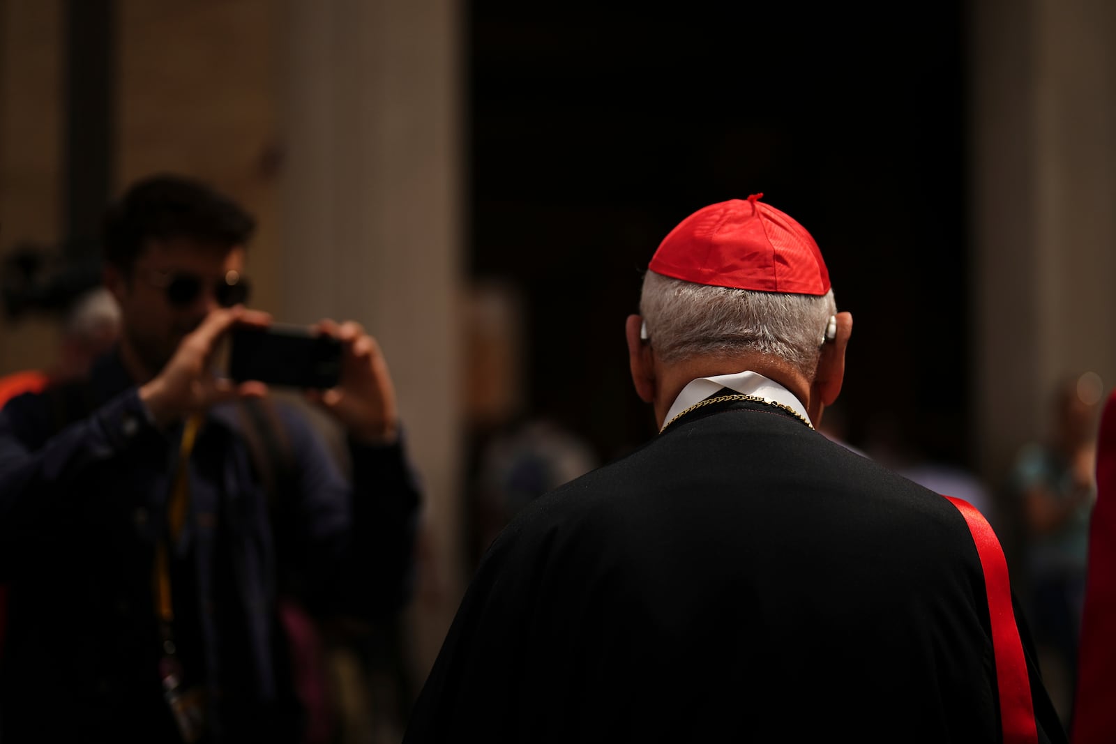 Cardinal Louis Raphael Sako leaves the Vatican on Monday, May 5, 2025, after attending the General Congregation of cardinals in the New Synod Hall where they are preparing for the upcoming conclave starting on May 7, to elect the 267th Roman pontiff. (AP Photo/Francisco Seco)
