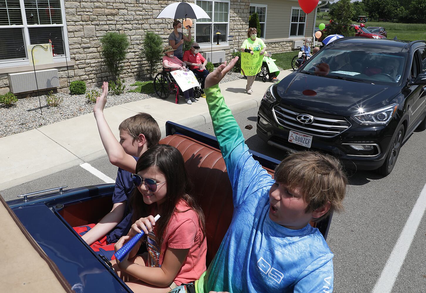 PHOTOS: Family Parade at Wooded Glenn Senior Living