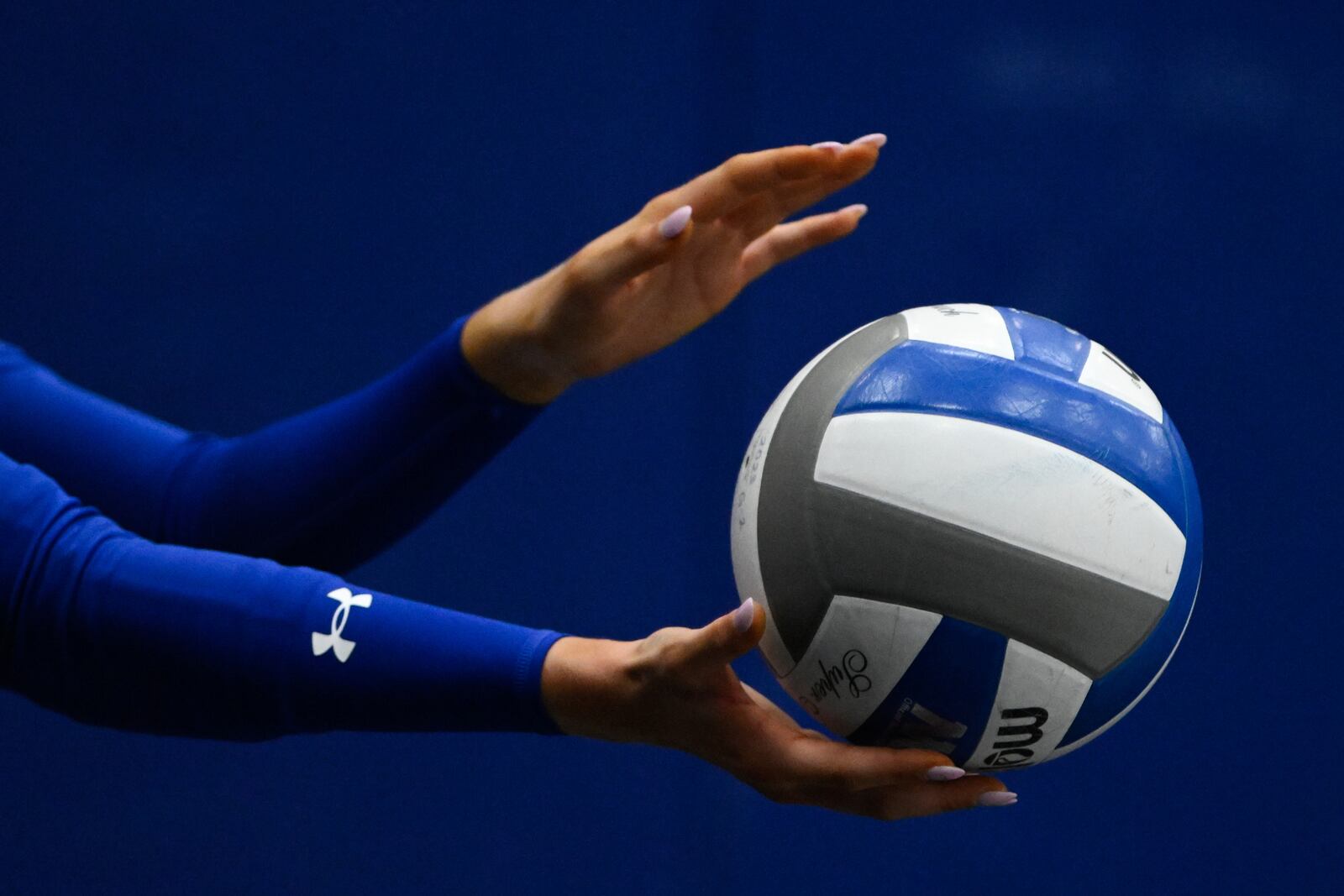 FILE - A San Jose State Spartans player prepares to serve against the Air Force Falcons during the fifth set of an NCAA college volleyball match Thursday, Oct. 31, 2024, in San Jose, Calif. (AP Photo/Eakin Howard, File)