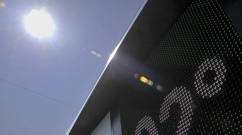 Tempertures were on the rise Monday and are to continue through the rest of the week. MARSHALL GORBYSTAFF