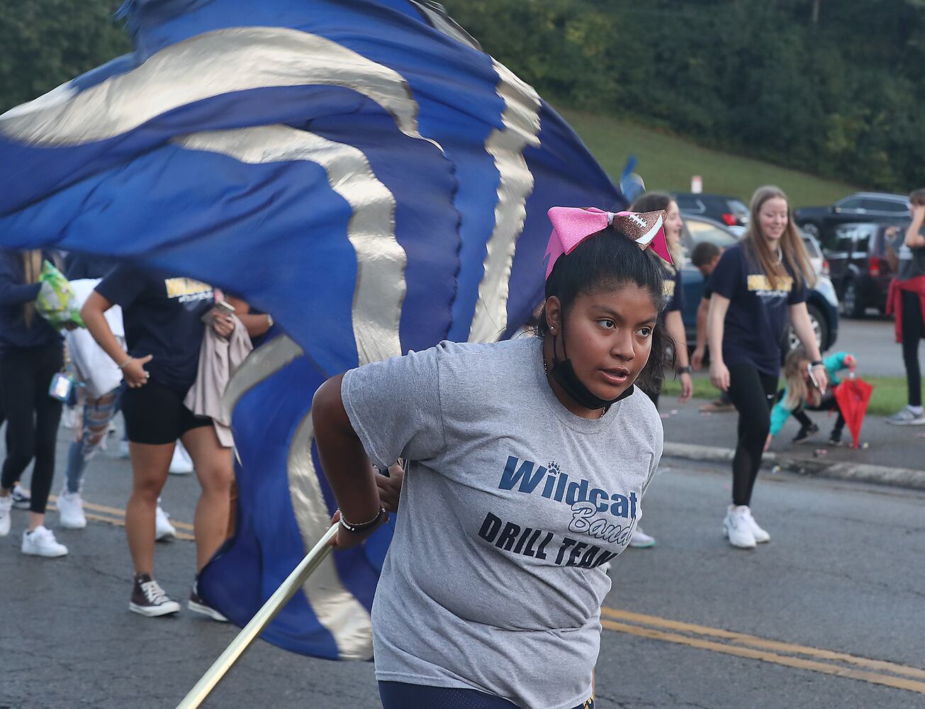 100821 Homecoming Parade SNS