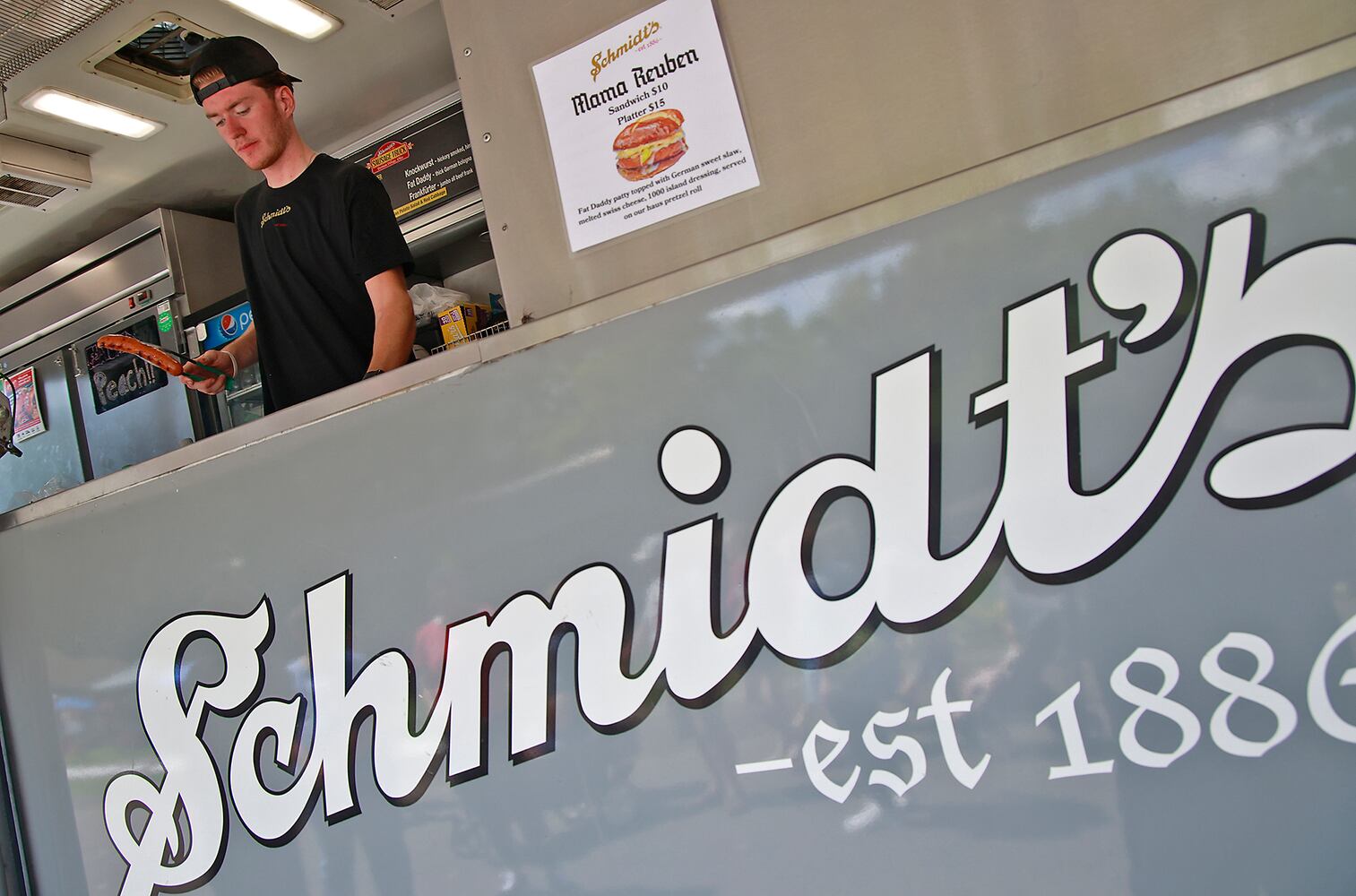 Food Truck Competition SNS