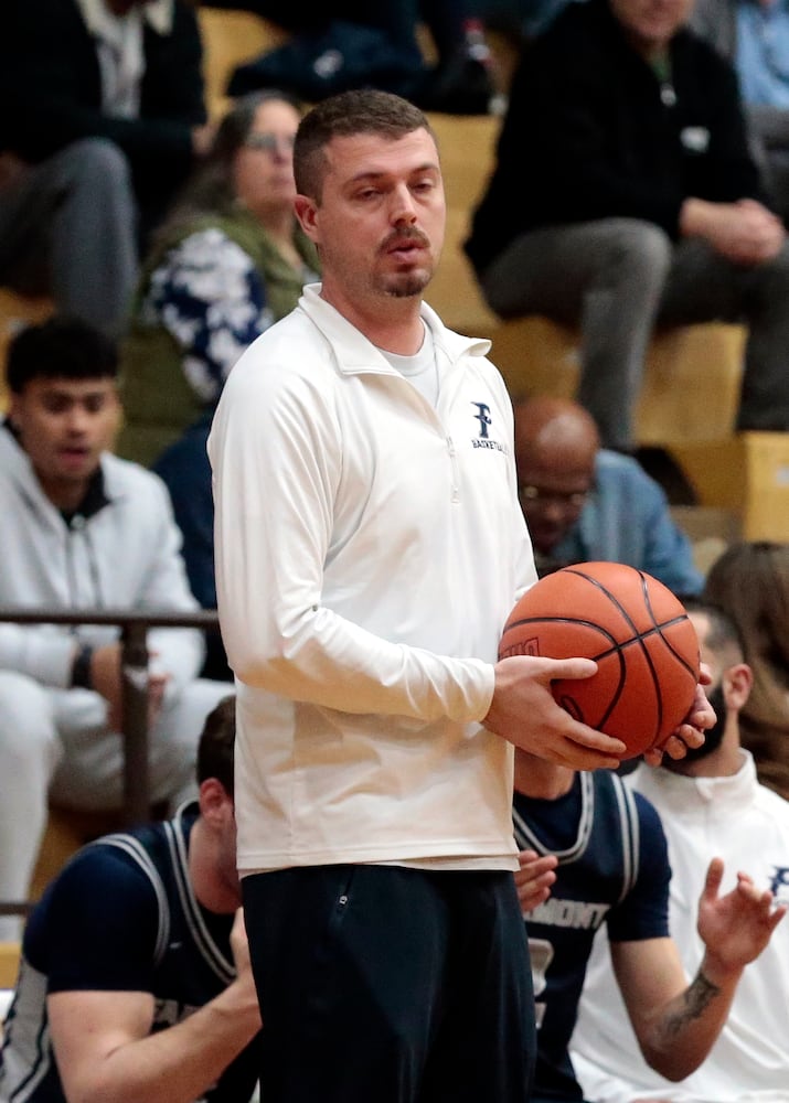 Fairmont Springfield basketball