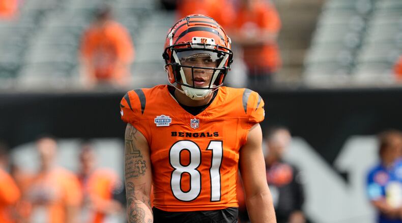 Cincinnati Bengals wide receiver Jermaine Burton warms up before an NFL football game against the New England Patriots, Sunday, Sept. 8, 2024, in Cincinnati. (AP Photo/Jeff Dean)