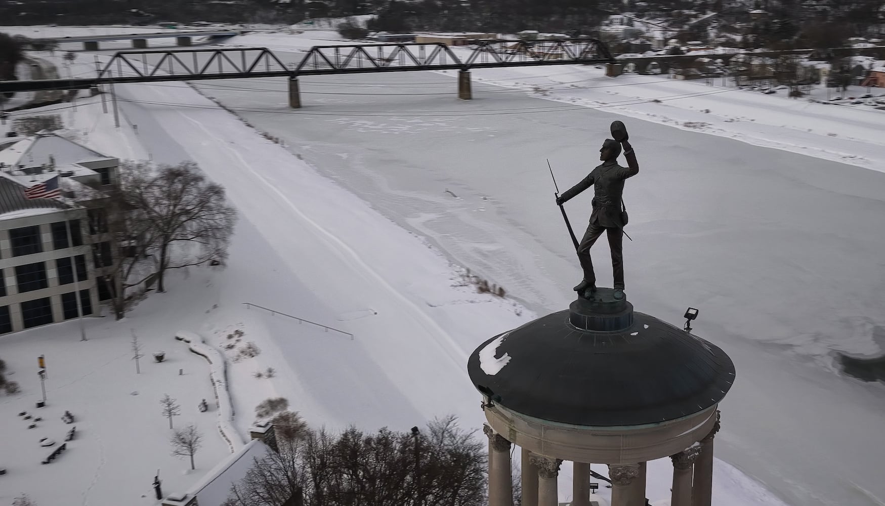 Snow photos in Hamilton