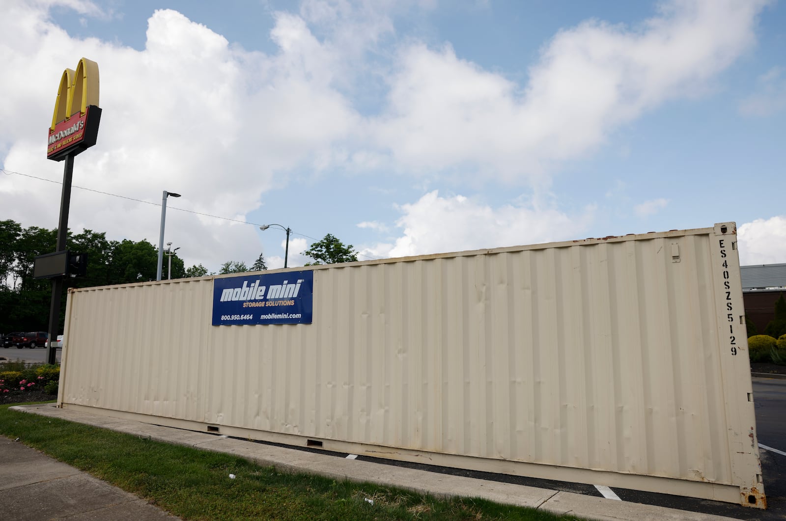 A small trailer sits in McDonald's parking lot Friday, June 6, 2025, at East Main Street. The trailer will be used to store items when the restaurant closes tomorrow at 7 p.m. for remodeling. JOSEPH COOKE/STAFF