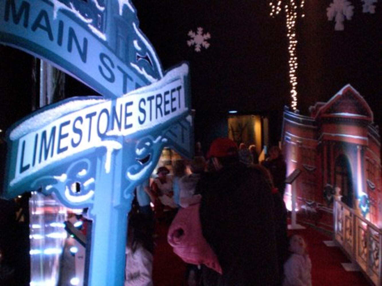 Santa visits Springfield